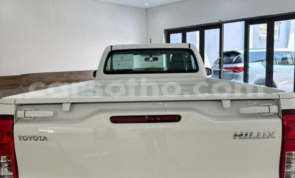 Acheter Occasion Voiture Toyota Hilux Blanc à Maseru, Maseru Acheter Occasion Voiture Toyota Hilux Blanc à Maseru, Maseru