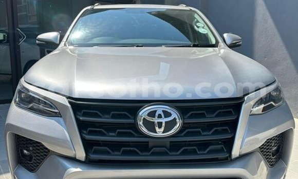 Acheter Occasion Voiture Toyota Fortuner Autre à Maseru, Maseru Acheter Occasion Voiture Toyota Fortuner Autre à Maseru, Maseru