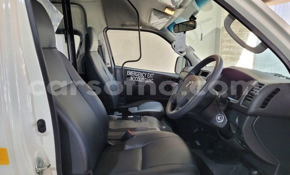 Acheter Occasion Voiture Toyota Hiace Blanc à Maseru, Maseru Acheter Occasion Voiture Toyota Hiace Blanc à Maseru, Maseru