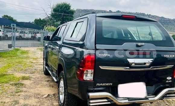 Acheter Occasion Voiture Toyota Hilux Noir à Maseru, Maseru Acheter Occasion Voiture Toyota Hilux Noir à Maseru, Maseru
