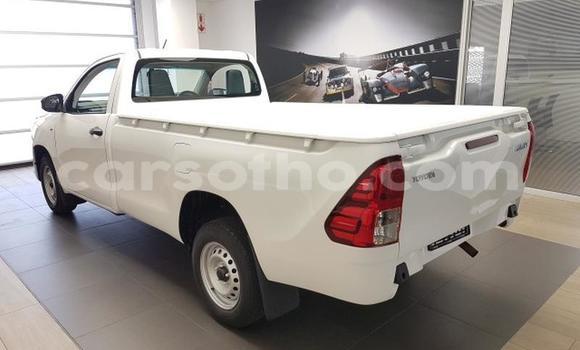 اشتري مستعمل Toyota Hilux White سيارة في Maseru في Maseru اشتري مستعمل Toyota Hilux White سيارة في Maseru في Maseru
