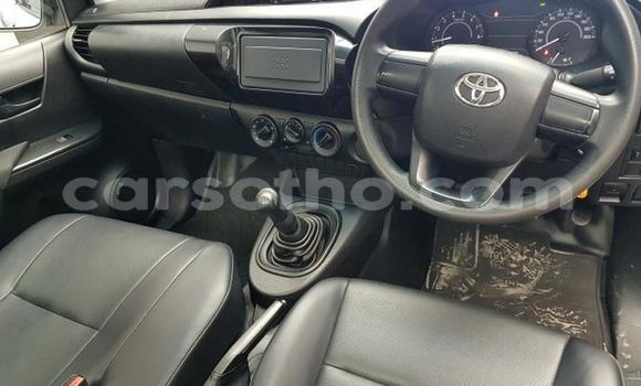 اشتري مستعمل Toyota Hilux White سيارة في Maseru في Maseru اشتري مستعمل Toyota Hilux White سيارة في Maseru في Maseru