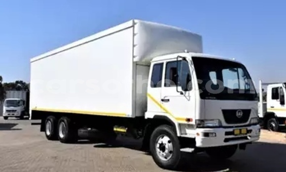 اشتري مستعمل Nissan UD White شاحنة في Maseru في Maseru اشتري مستعمل Nissan UD White شاحنة في Maseru في Maseru