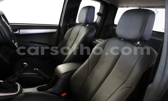 Buy Used Isuzu KB Silver Car in Hlotse in Leribe Buy Used Isuzu KB Silver Car in Hlotse in Leribe