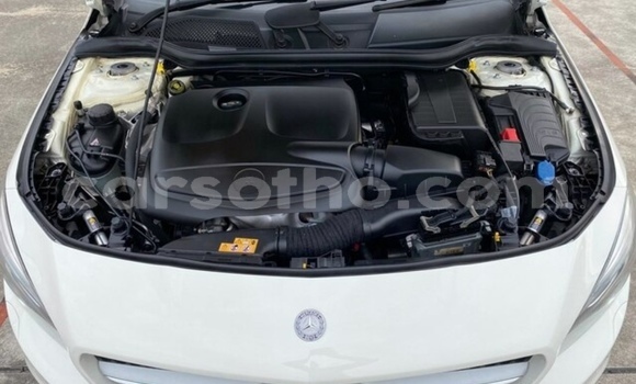 Sayi Na hannu Mercedes-Benz C-Classe Silver Mota in Maputsoe a Leribe Sayi Na hannu Mercedes-Benz C-Classe Silver Mota in Maputsoe a Leribe