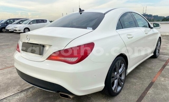 Sayi Na hannu Mercedes-Benz C-Classe Silver Mota in Maputsoe a Leribe Sayi Na hannu Mercedes-Benz C-Classe Silver Mota in Maputsoe a Leribe