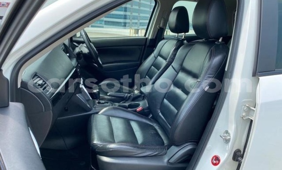 Sayi Na hannu Mazda CX-5 White Mota in Maputsoe a Leribe Sayi Na hannu Mazda CX-5 White Mota in Maputsoe a Leribe