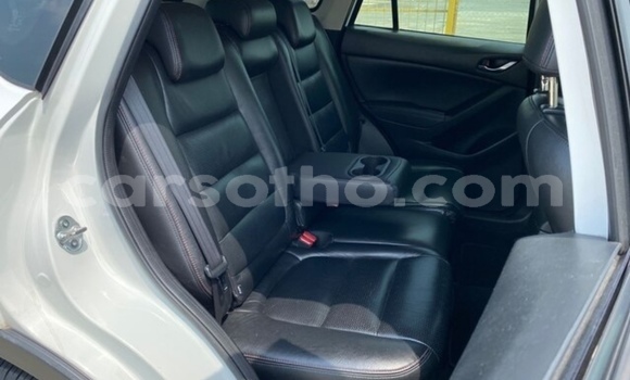 Sayi Na hannu Mazda CX-5 White Mota in Maputsoe a Leribe Sayi Na hannu Mazda CX-5 White Mota in Maputsoe a Leribe