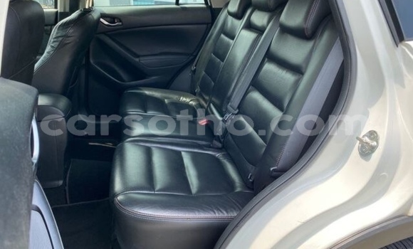 Sayi Na hannu Mazda CX-5 White Mota in Maputsoe a Leribe Sayi Na hannu Mazda CX-5 White Mota in Maputsoe a Leribe