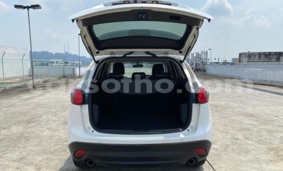 Sayi Na hannu Mazda CX-5 White Mota in Maputsoe a Leribe Sayi Na hannu Mazda CX-5 White Mota in Maputsoe a Leribe