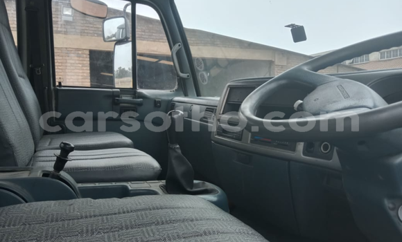 اشتري مستعمل Nissan UD White شاحنة في Maseru في Maseru اشتري مستعمل Nissan UD White شاحنة في Maseru في Maseru