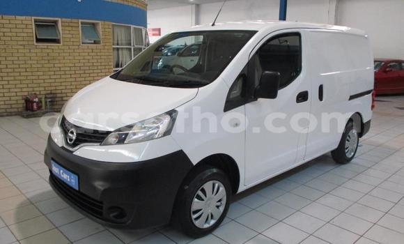 اشتري مستعمل Nissan NV200 White سيارة في Maseru في Maseru