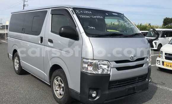 Buy Used Toyota Hiace Silver Car in Maseru in Maseru Buy Used Toyota Hiace Silver Car in Maseru in Maseru