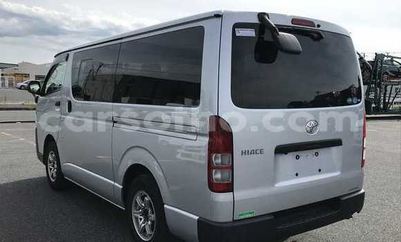 Buy Used Toyota Hiace Silver Car in Maseru in Maseru Buy Used Toyota Hiace Silver Car in Maseru in Maseru
