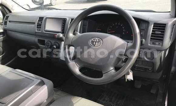 Buy Used Toyota Hiace Silver Car in Maseru in Maseru Buy Used Toyota Hiace Silver Car in Maseru in Maseru