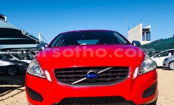 Sayi Na hannu Volvo S60 Red Mota in Hlotse a Leribe