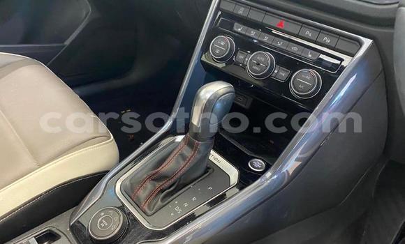 Buy Used Volkswagen T-Roc White Car in Maseru in Maseru Buy Used Volkswagen T-Roc White Car in Maseru in Maseru