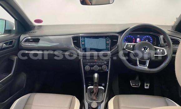 Buy Used Volkswagen T-Roc White Car in Maseru in Maseru Buy Used Volkswagen T-Roc White Car in Maseru in Maseru