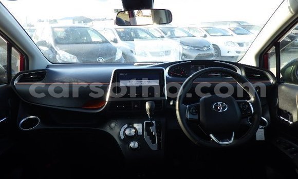 Acheter Occasion Voiture Toyota Sienta Rouge à Maseru, Maseru Acheter Occasion Voiture Toyota Sienta Rouge à Maseru, Maseru