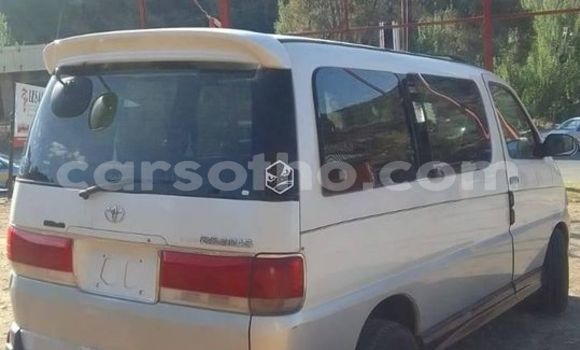 Acheter Occasion Voiture Reliant Scimitar Sabre Blanc à Maseru, Maseru Acheter Occasion Voiture Reliant Scimitar Sabre Blanc à Maseru, Maseru