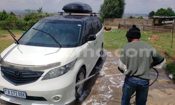 Acheter Occasion Voiture Honda Elysion Blanc à Maseru, Maseru