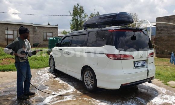 Sayi Na hannu Honda Elysion White Mota in Maseru a Maseru Sayi Na hannu Honda Elysion White Mota in Maseru a Maseru