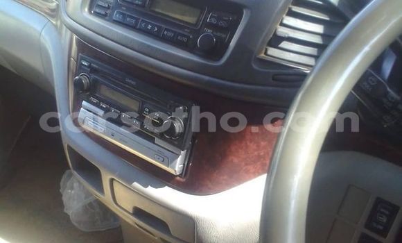 Sayi Na hannu Toyota Regius White Mota in Maseru a Maseru Sayi Na hannu Toyota Regius White Mota in Maseru a Maseru