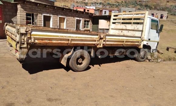 Buy Used Toyota Dyna White Truck in Maseru in Maseru Buy Used Toyota Dyna White Truck in Maseru in Maseru