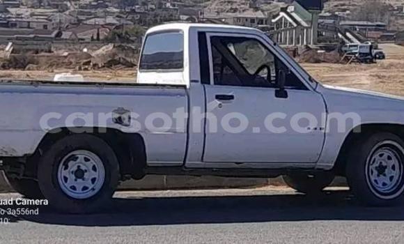 Acheter Occasion Voiture Toyota Hilux Blanc à Maseru, Maseru Acheter Occasion Voiture Toyota Hilux Blanc à Maseru, Maseru