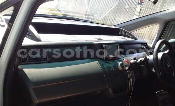 Acheter Occasion Voiture Honda Stepwgn Blanc à Maseru, Maseru