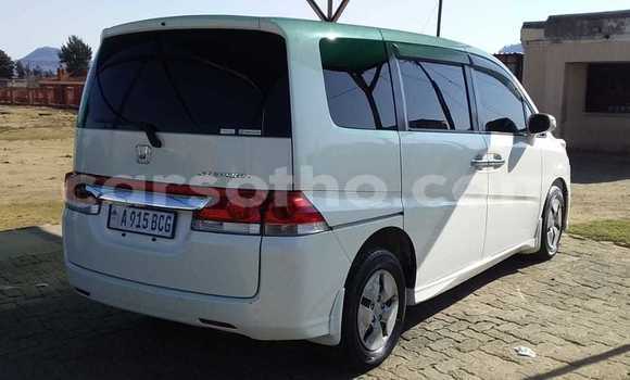 Buy Used Honda Stepwgn White Car in Maseru in Maseru Buy Used Honda Stepwgn White Car in Maseru in Maseru
