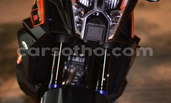 Sayi Na hannu KTM ADVENTURE Black Motsi in Butha Buthe a Butha-Buthe Sayi Na hannu KTM ADVENTURE Black Motsi in Butha Buthe a Butha-Buthe