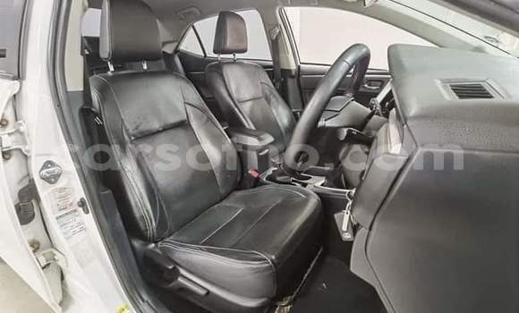 Acheter Occasion Voiture Toyota Corolla Blanc à Maseru, Maseru Acheter Occasion Voiture Toyota Corolla Blanc à Maseru, Maseru