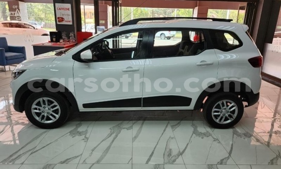 Sayi Na hannu Renault Kaptur White Mota in Maputsoe a Leribe Sayi Na hannu Renault Kaptur White Mota in Maputsoe a Leribe