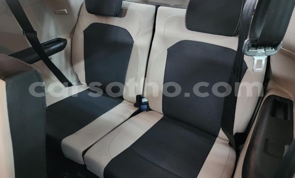 Sayi Na hannu Renault Kaptur White Mota in Maputsoe a Leribe Sayi Na hannu Renault Kaptur White Mota in Maputsoe a Leribe