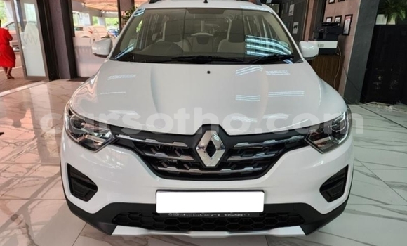 Sayi Na hannu Renault Kaptur White Mota in Maputsoe a Leribe Sayi Na hannu Renault Kaptur White Mota in Maputsoe a Leribe