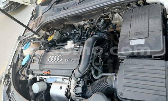 Sayi Na hannu Toyota Altezza White Mota in Maseru a Maseru Sayi Na hannu Toyota Altezza White Mota in Maseru a Maseru