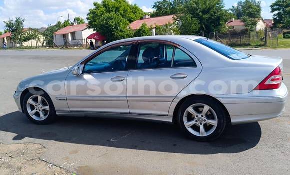 Sayi Na hannu Mercedes-Benz 250 Other Mota in Maseru a Maseru Sayi Na hannu Mercedes-Benz 250 Other Mota in Maseru a Maseru