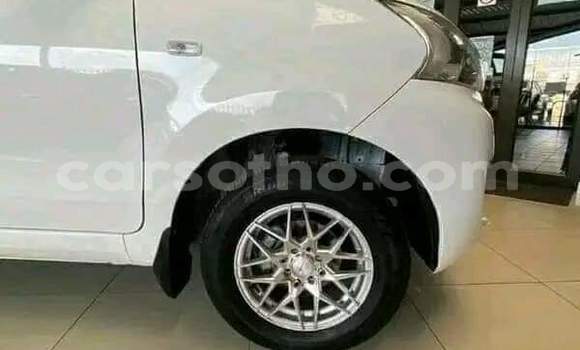 Sayi Na hannu Toyota Avanza White Mota in Hlotse a Leribe Sayi Na hannu Toyota Avanza White Mota in Hlotse a Leribe