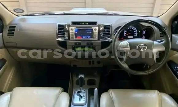 Sayi Na hannu Toyota Fortuner Silver Mota in Hlotse a Leribe Sayi Na hannu Toyota Fortuner Silver Mota in Hlotse a Leribe