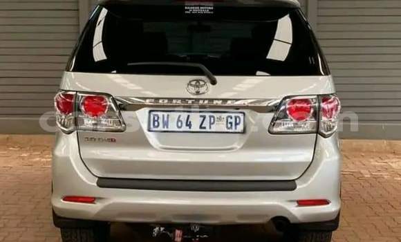 Sayi Na hannu Toyota Fortuner Silver Mota in Hlotse a Leribe Sayi Na hannu Toyota Fortuner Silver Mota in Hlotse a Leribe