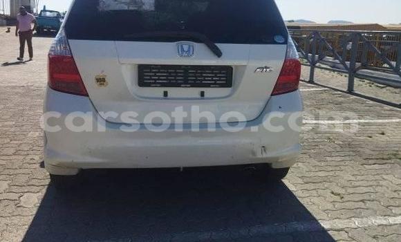 Acheter Occasion Voiture Honda FIT Blanc à Maseru, Maseru Acheter Occasion Voiture Honda FIT Blanc à Maseru, Maseru