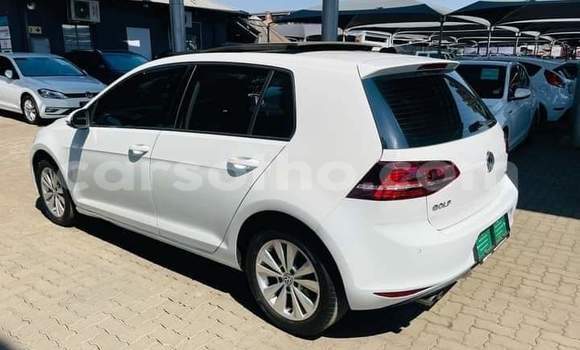 Acheter Occasion Voiture Volkswagen Golf Blanc à Hlotse, Leribe Acheter Occasion Voiture Volkswagen Golf Blanc à Hlotse, Leribe