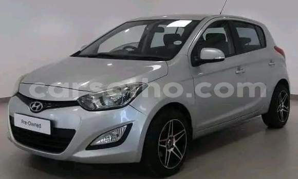 Acheter Occasion Voiture Hyundai i20 Gris à Hlotse, Leribe Acheter Occasion Voiture Hyundai i20 Gris à Hlotse, Leribe