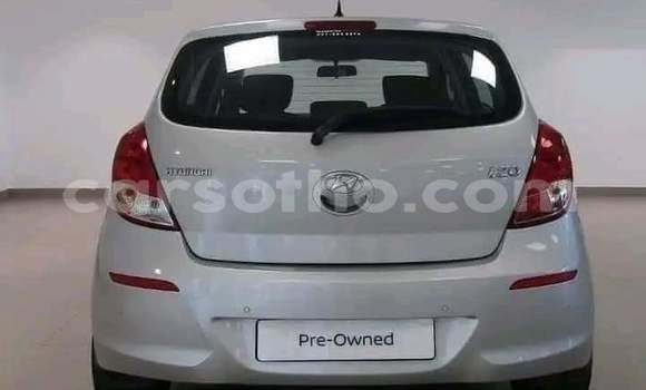Acheter Occasion Voiture Hyundai i20 Gris à Hlotse, Leribe Acheter Occasion Voiture Hyundai i20 Gris à Hlotse, Leribe