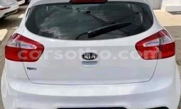 Sayi Na hannu Kia Rio White Mota in Hlotse a Leribe Sayi Na hannu Kia Rio White Mota in Hlotse a Leribe