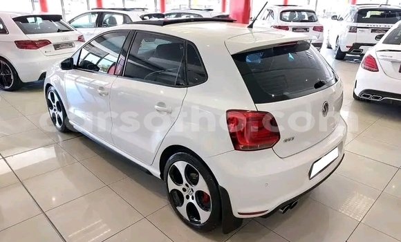 Acheter Occasion Voiture Volkswagen Polo GTI Blanc à Hlotse, Leribe Acheter Occasion Voiture Volkswagen Polo GTI Blanc à Hlotse, Leribe