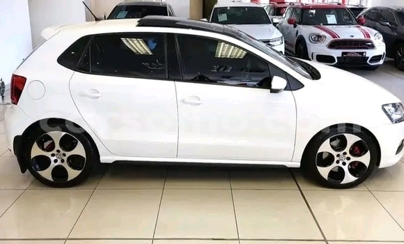 Acheter Occasion Voiture Volkswagen Polo GTI Blanc à Hlotse, Leribe Acheter Occasion Voiture Volkswagen Polo GTI Blanc à Hlotse, Leribe