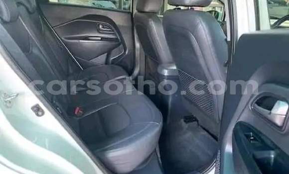 Acheter Occasion Voiture Kia Rio Blanc à Hlotse, Leribe Acheter Occasion Voiture Kia Rio Blanc à Hlotse, Leribe