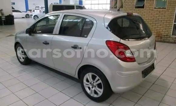 Sayi Na hannu Opel Corsa Silver Mota in Hlotse a Leribe Sayi Na hannu Opel Corsa Silver Mota in Hlotse a Leribe